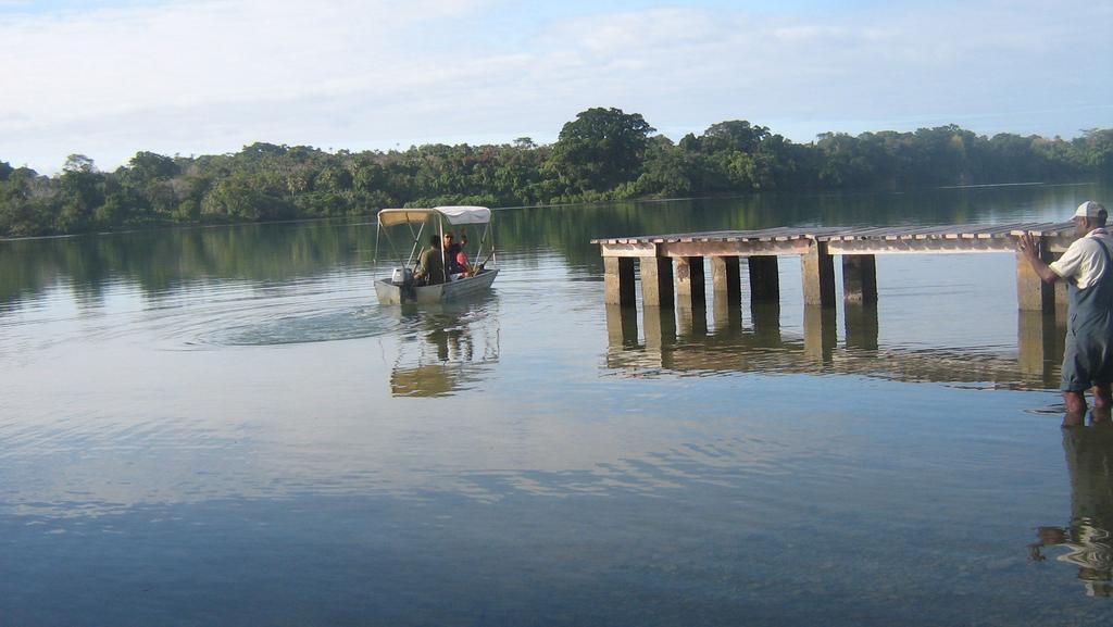 Seachange Lodge Port Vila Bagian luar foto